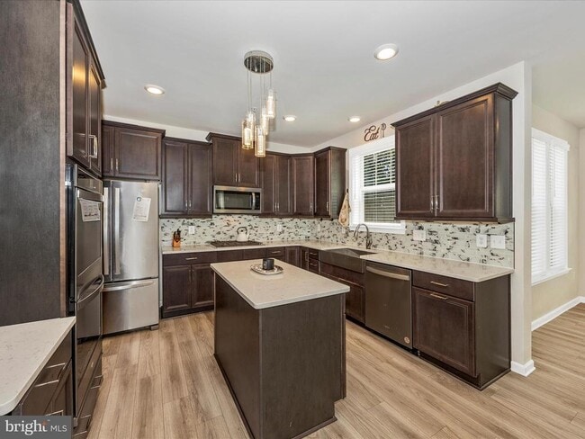 Building Photo - 1704 Evansberry Dr