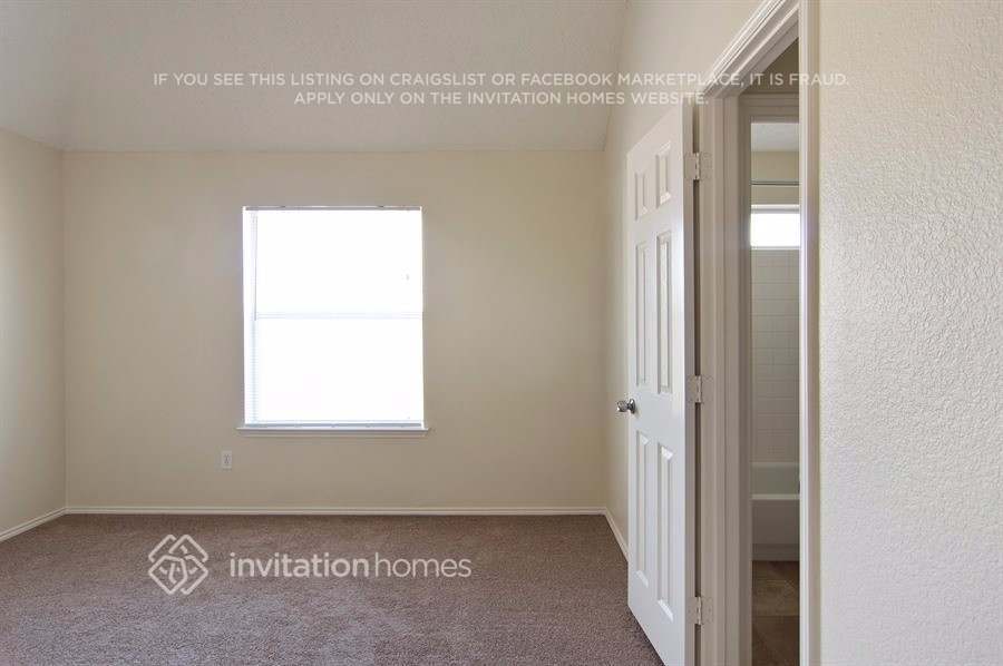 Building Photo - 11135 Covey Ln