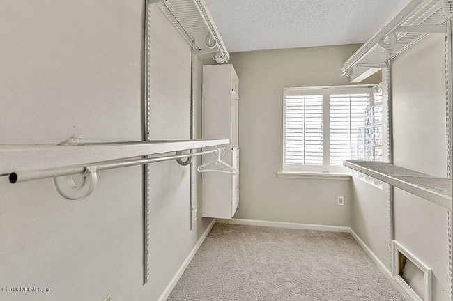 Building Photo - 2208 OCEAN S Dr
