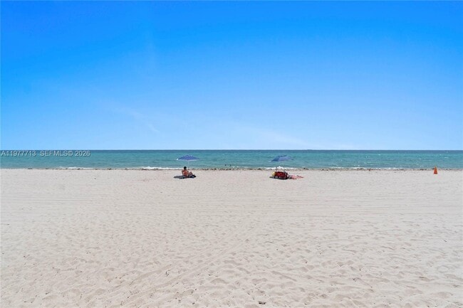 Building Photo - 3000 S Ocean Dr