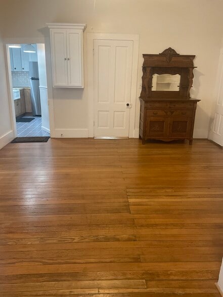 Dining Room - 514 Tombstone Cyn