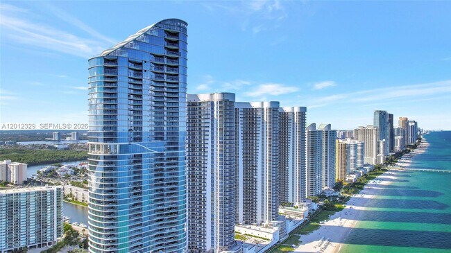 Building Photo - 15701 Collins Ave