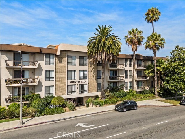 Building Photo - 2175 S Beverly Glen Blvd