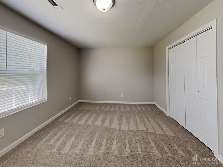 Building Photo - 11091 Silver Aspen Ct