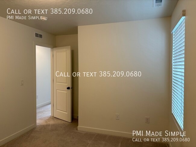 Building Photo - 4140 W Holbrook Way