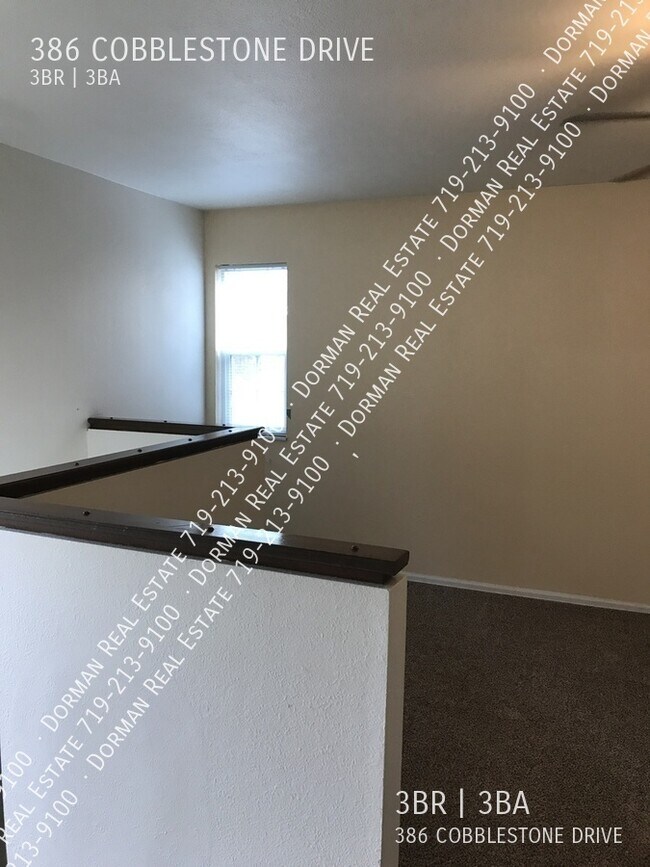 Building Photo - 386 Cobblestone Dr