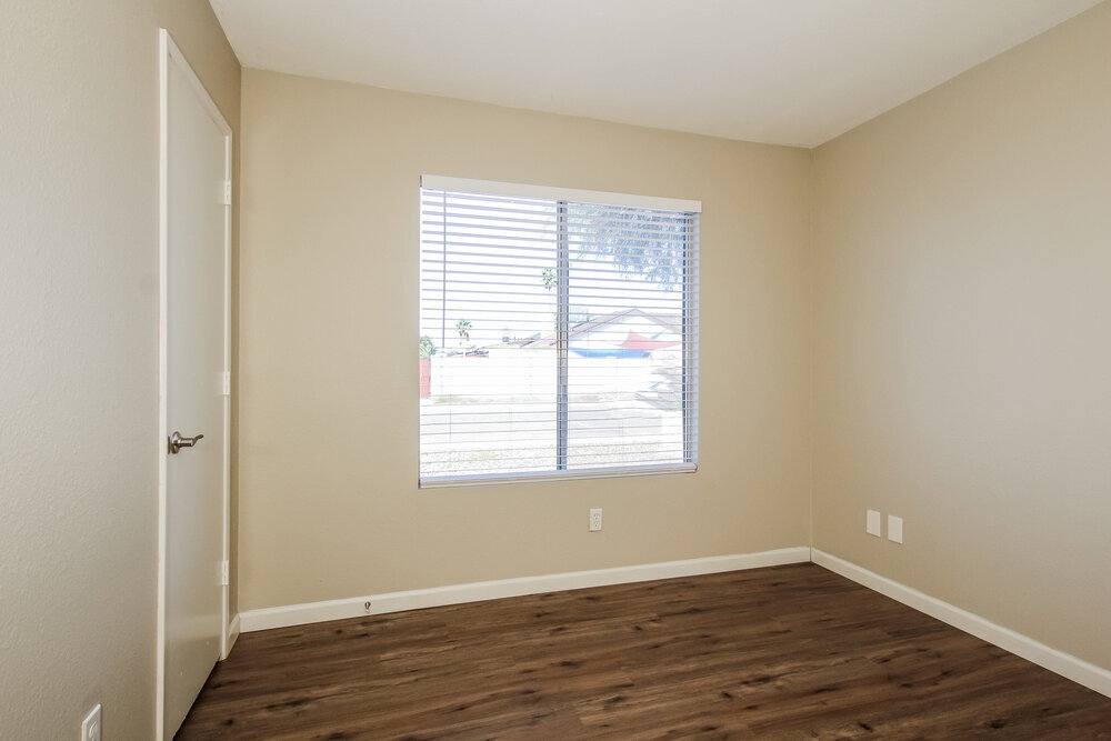 Building Photo - 20631 N 22nd Ave