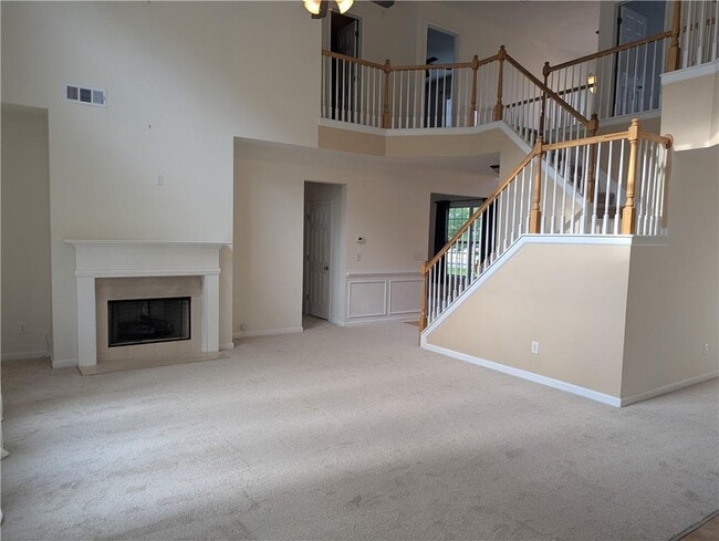 Building Photo - 212 Autumn Trail