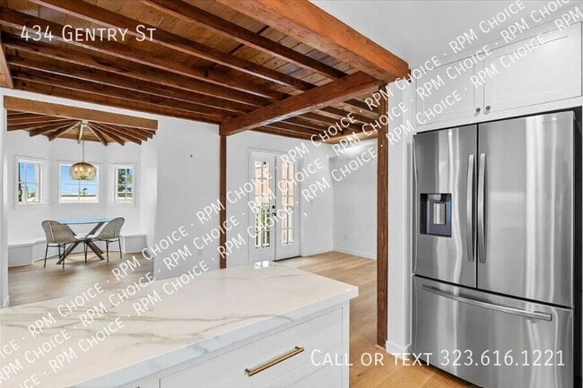 Building Photo - 434 Gentry St