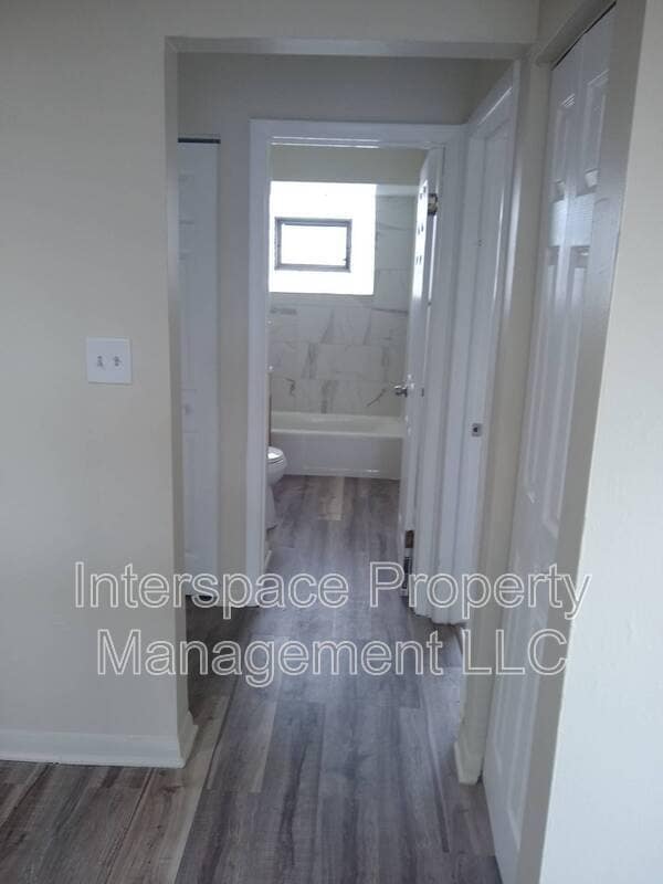 Building Photo - 9957 S Cicero Ave