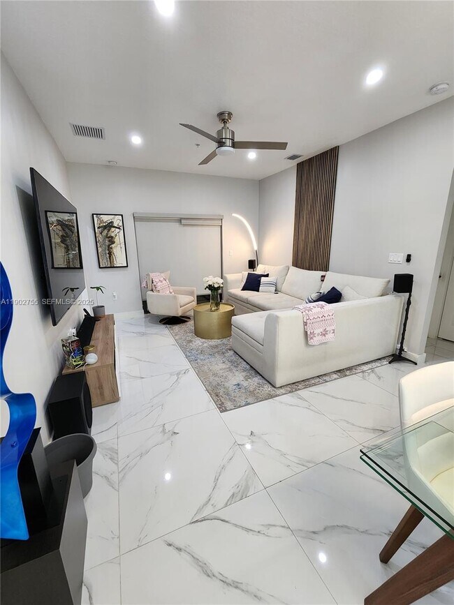 Building Photo - 8363 NW 41st St