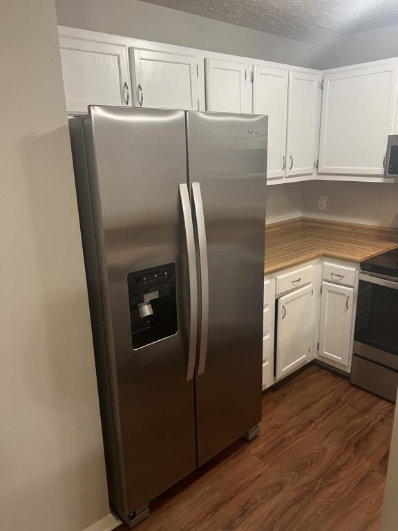 Building Photo - 1904 Tryon Dr