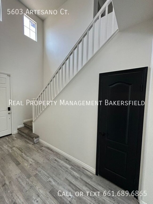 Building Photo - 5603 Artesano Ct