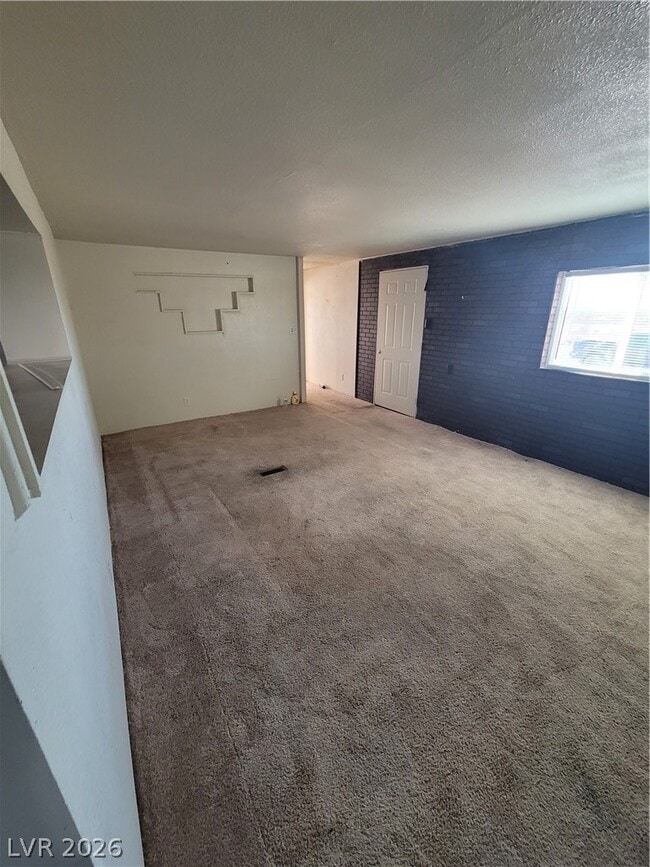 Building Photo - 1121 Pawnee Ln