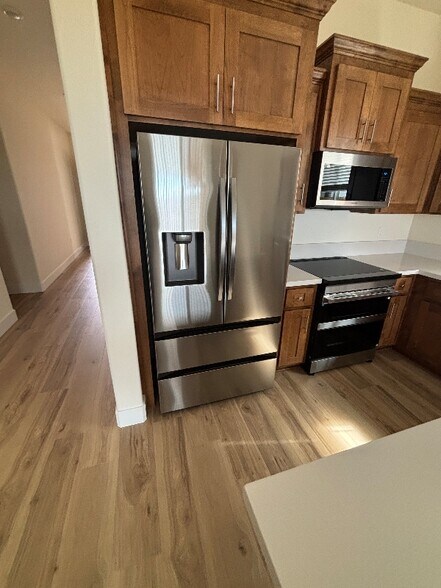 Building Photo - 3990 Bluestem St