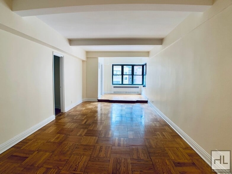 Building Photo - EAST 56 STREET