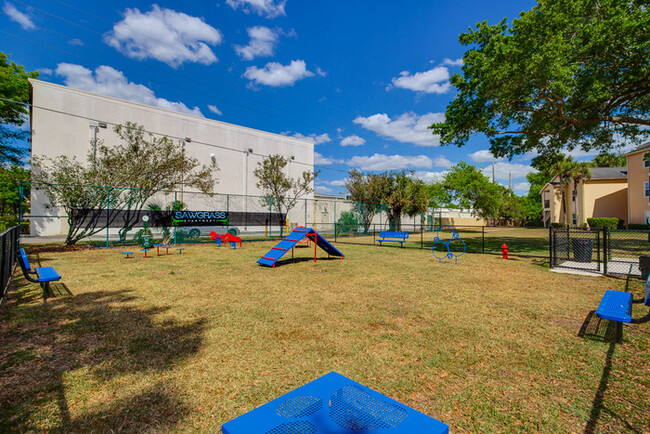 Building Photo - 2863 S Conway Rd