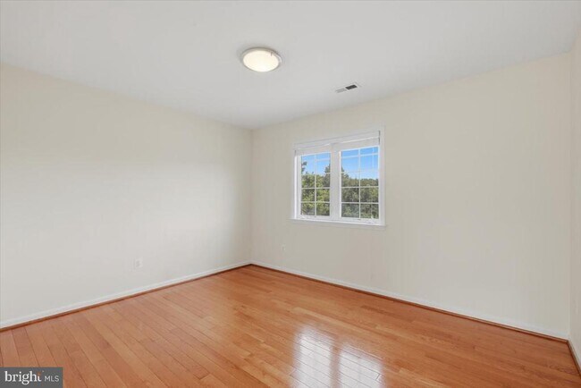 Building Photo - 20242 Hidden Creek Ct