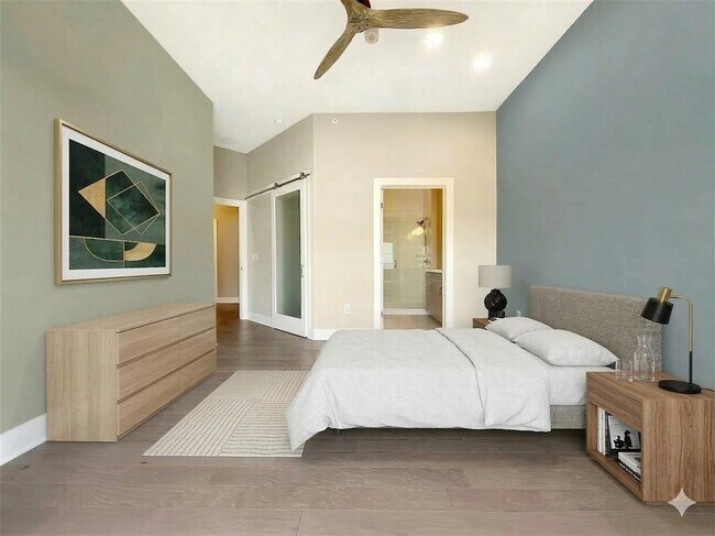 Building Photo - 908 Nueces St