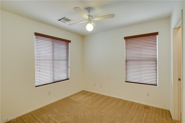 Building Photo - 4409 Santa Clarita Ave