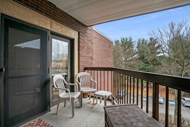 Building Photo - Bayberry Apartments