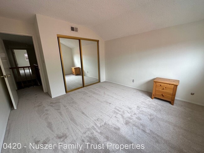 Building Photo - 4 br, 3 bath House - 3107 Highland View Drive