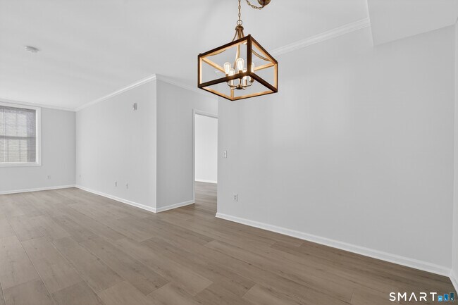 Building Photo - 2590 Gold Star Hwy