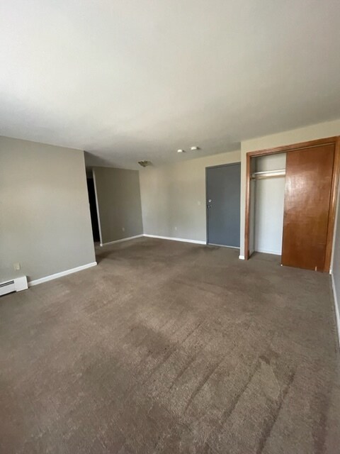 Building Photo - 170 High St