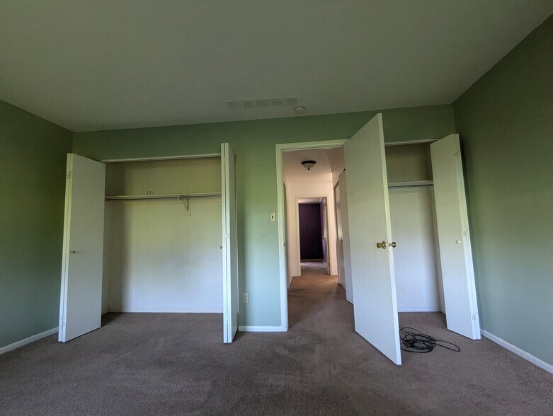 Building Photo - 5118 E Brigantine Ct