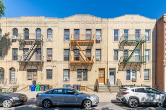 Building Photo - 31-40 35th St