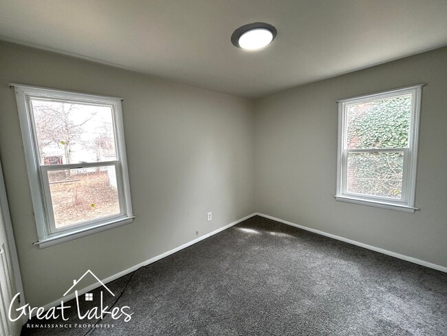 Building Photo - Lovely 3 Bedroom 1 Bathroom now available for rent!