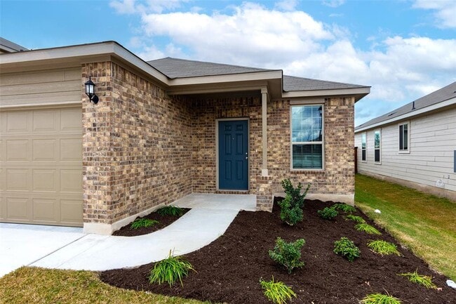 Building Photo - 229 The Duke Dr