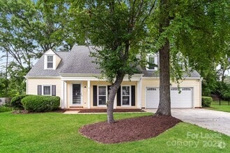 Building Photo - 8506 Ducksbill Dr