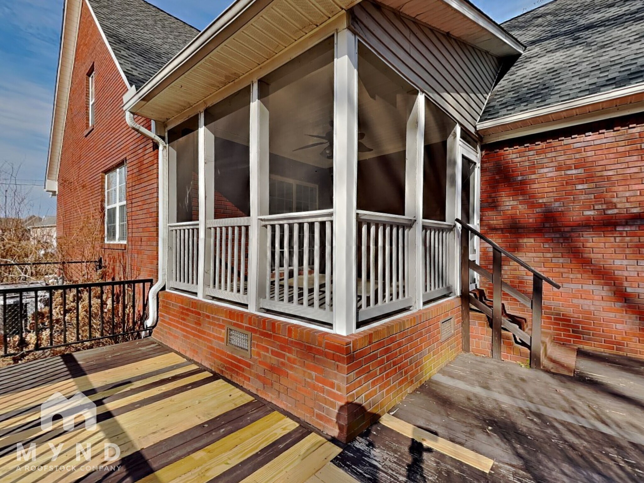 Building Photo - 364 Old Glory Ln