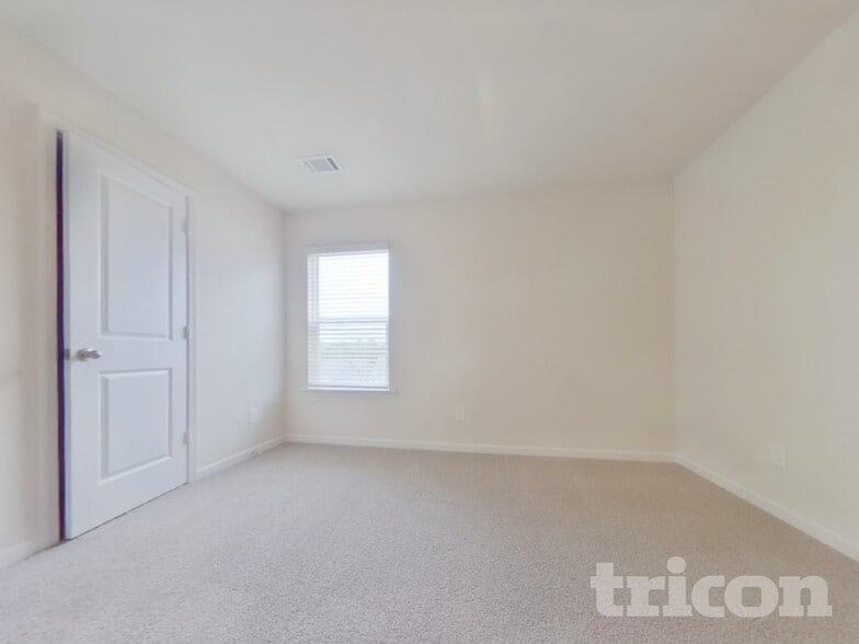 Building Photo - 458 Prescott Wy