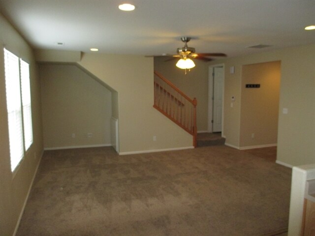 Building Photo - 802 Sunrise Dr