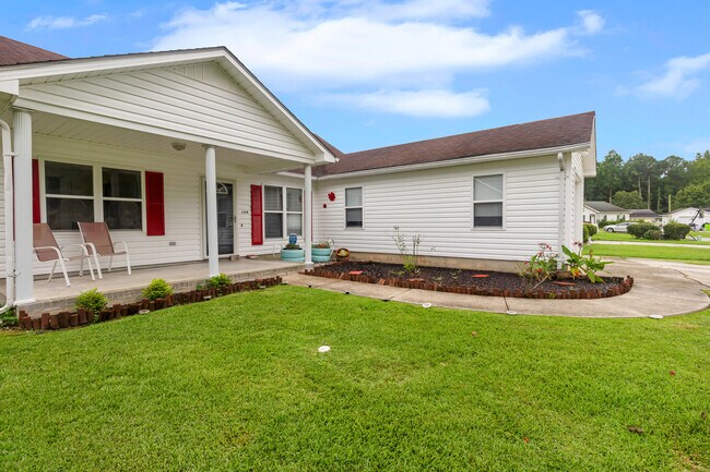 Building Photo - 108 Luke Ct