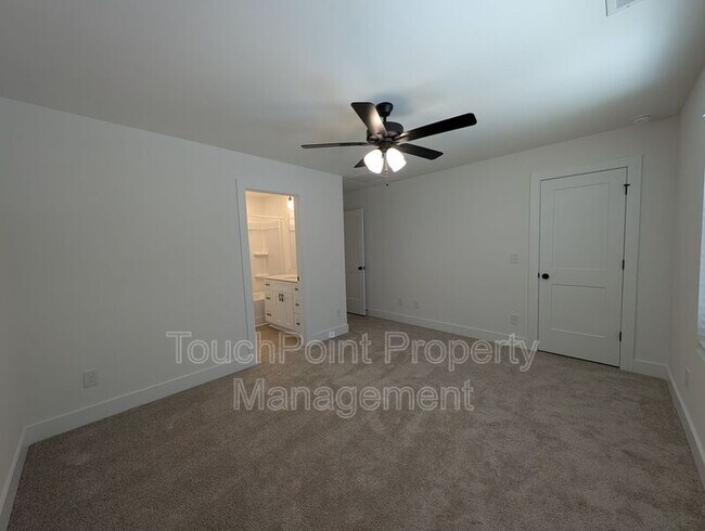 Building Photo - 1413 Arden Ave