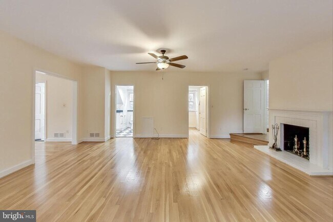 Building Photo - 7308 Burdette Ct