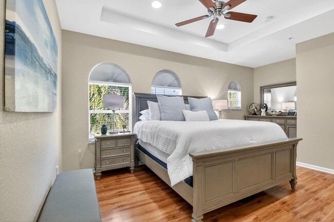 Building Photo - 1371 Vía De Pepi