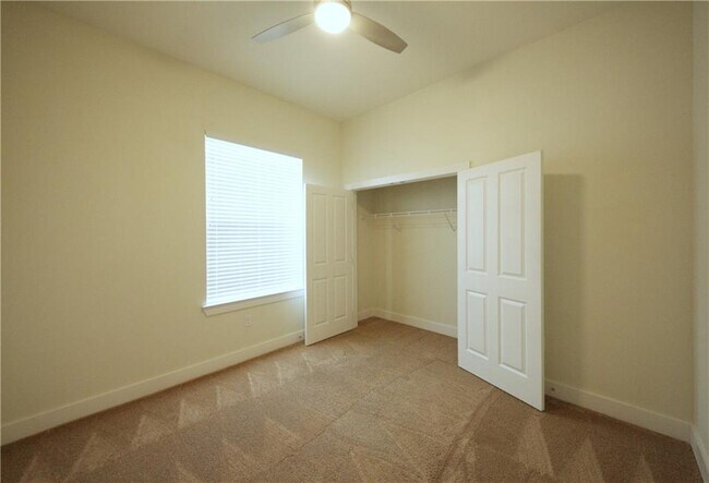 Building Photo - 2400 Louis Henna Blvd