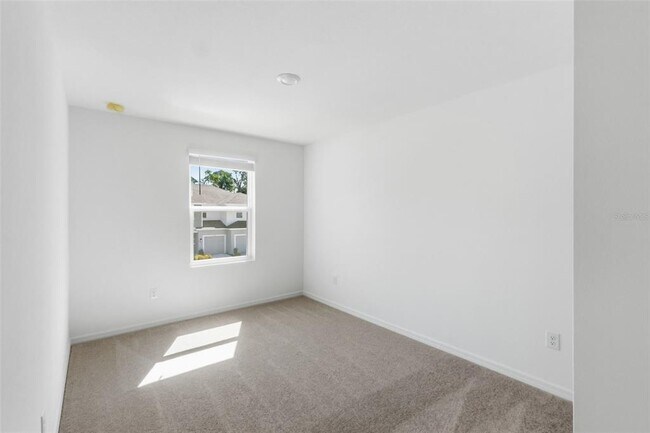 Building Photo - 15125 Cuzcorro Ct