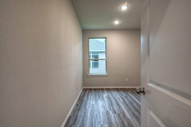 Building Photo - 11604 Vistawood St