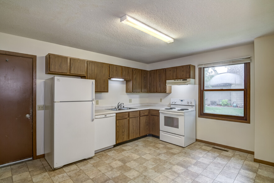 Building Photo - 4526 Speros Ln