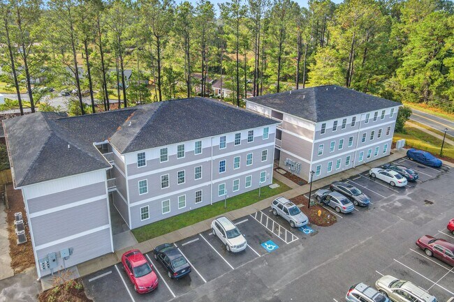 Building Photo - Hemingway Apartments