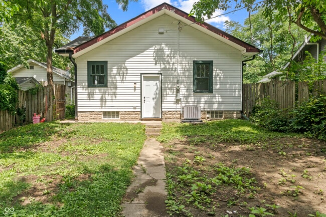 Building Photo - 5845 Julian Ave