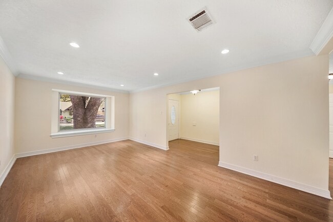 Building Photo - 4419 Grass Valley St