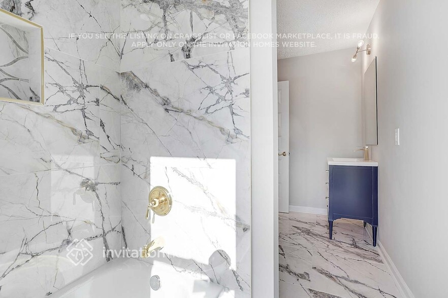 Building Photo - 3112 Del Monico Dr