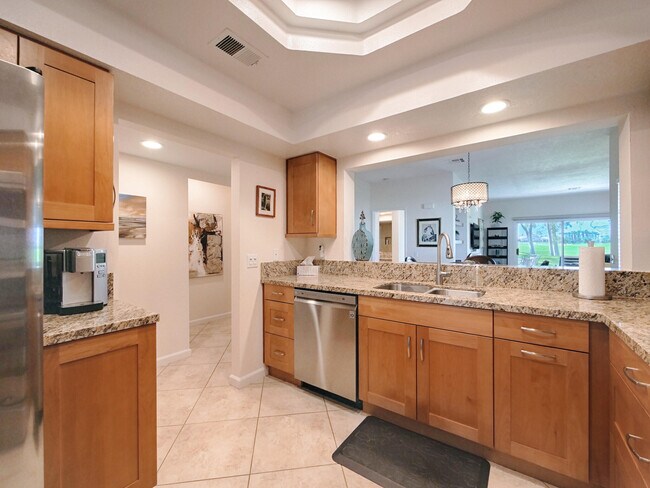 Building Photo - 127 Villa Ct