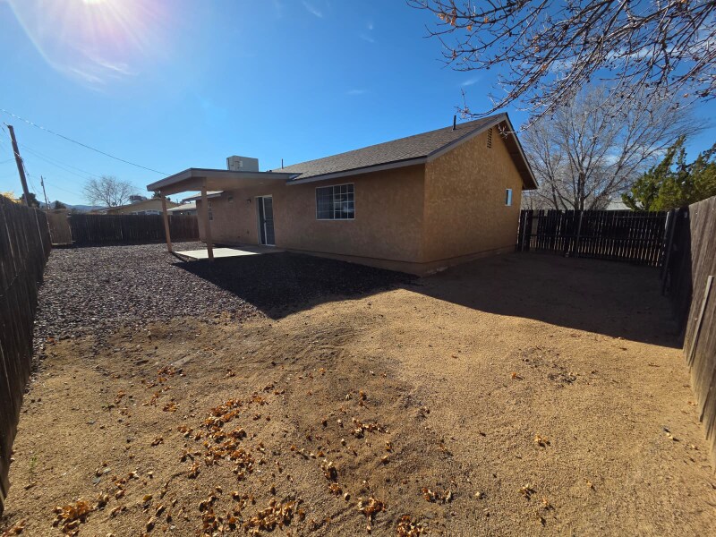 Building Photo - 4885 N Arnold Dr